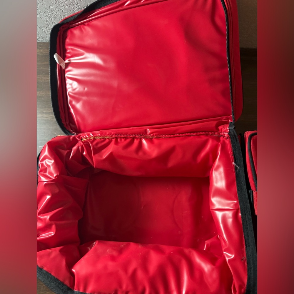 Marlboro Vintage 1992 Adventure Team Lizard Rock Insulated Cooler Duffle Bag - Picture 3 of 6